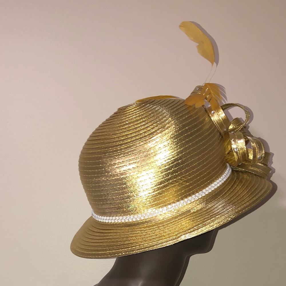 Hat - Picture 4 of 4